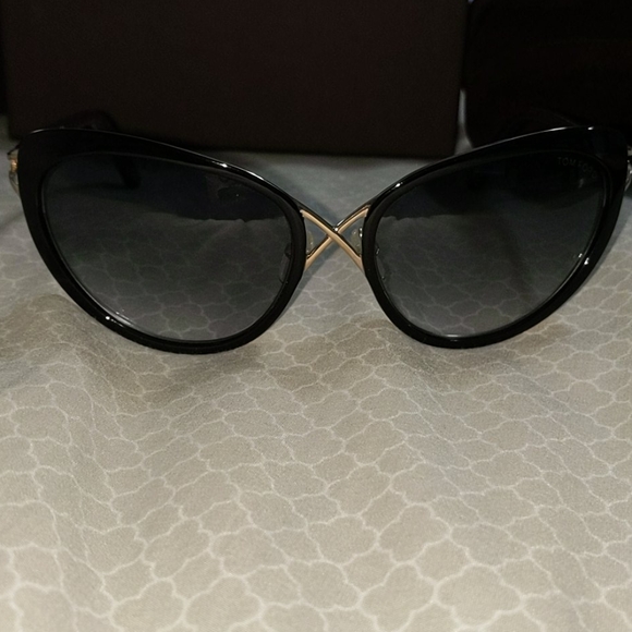 Tom Ford Women's Daria Cat Eye Sunglasses - Picture 2 of 4